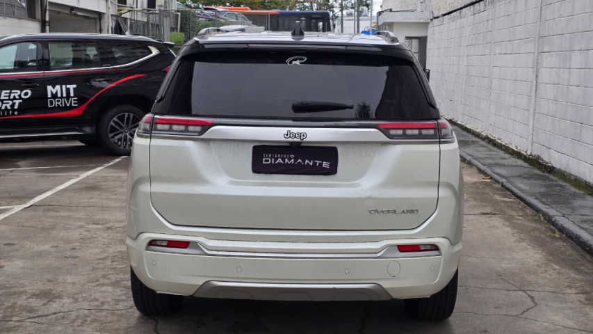jeep commander 1.3 t270 turbo flex overland at6 4p automatico 2023
