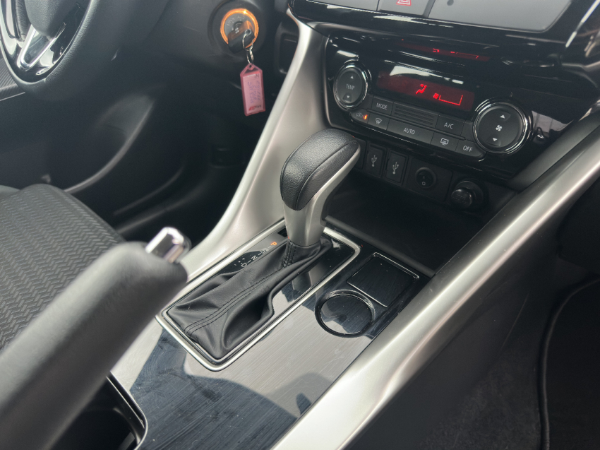 mitsubishi eclipse cross 1.5 mivec turbo gasolina rush cvt 4p automatico 2025