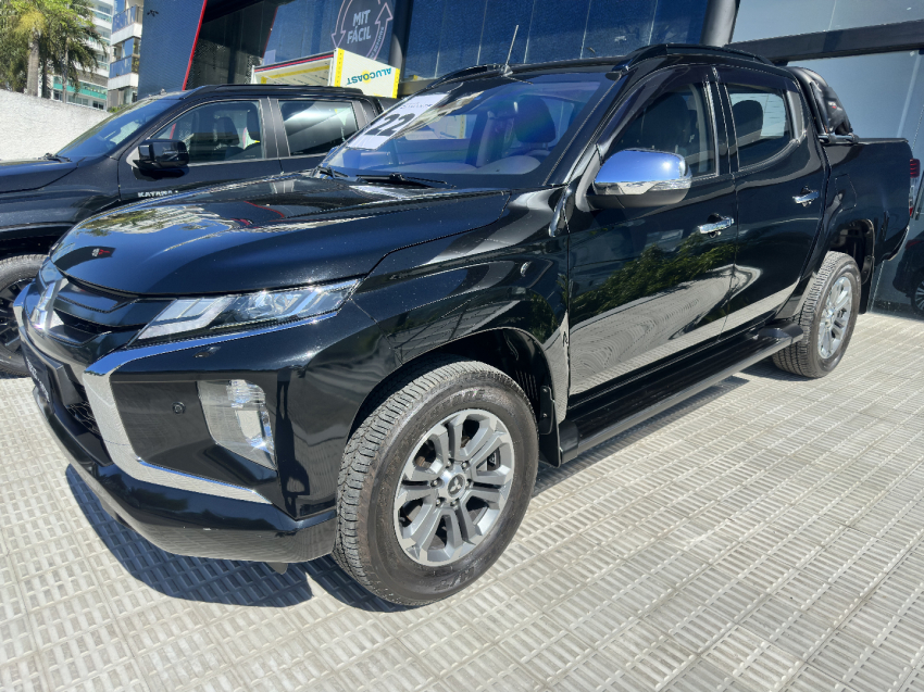 mitsubishi l200 triton 2.4 16v turbo diesel sport hpe-s cd 4p 4x4 automatico 20224