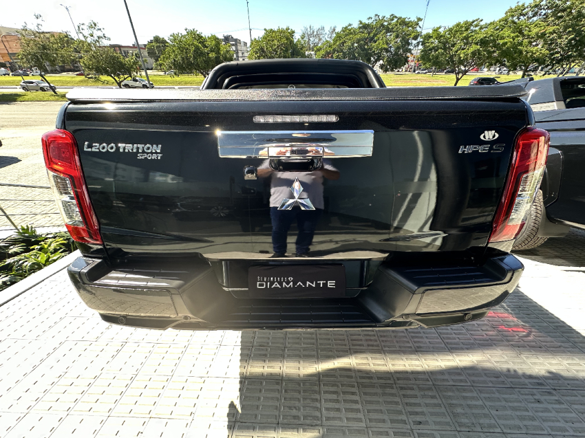 mitsubishi l200 triton 2.4 16v turbo diesel sport hpe-s cd 4p 4x4 automatico 20225