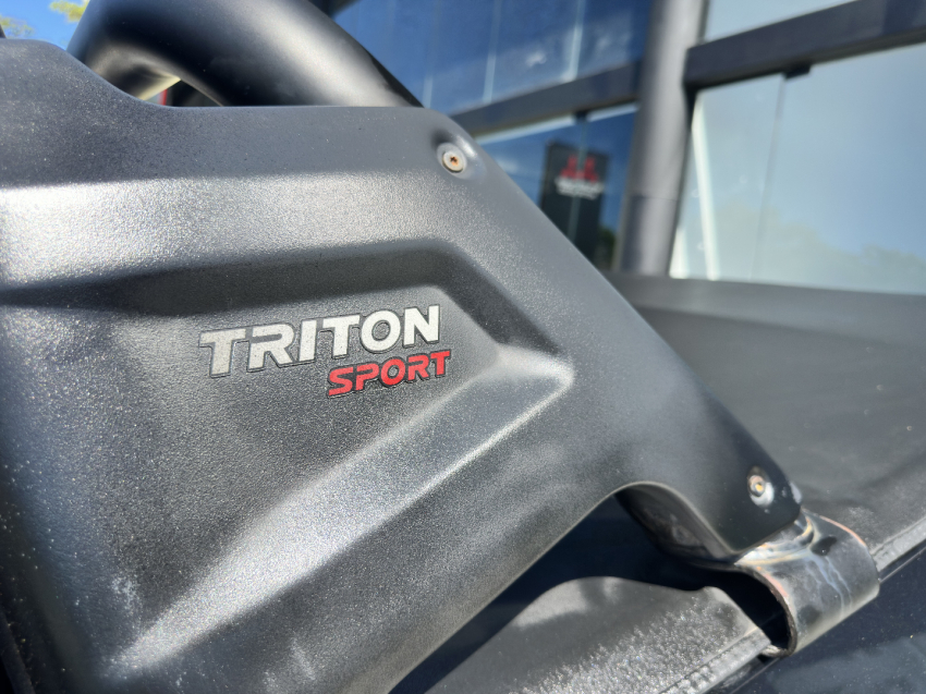 mitsubishi l200 triton 2.4 16v turbo diesel sport hpe-s cd 4p 4x4 automatico 202211