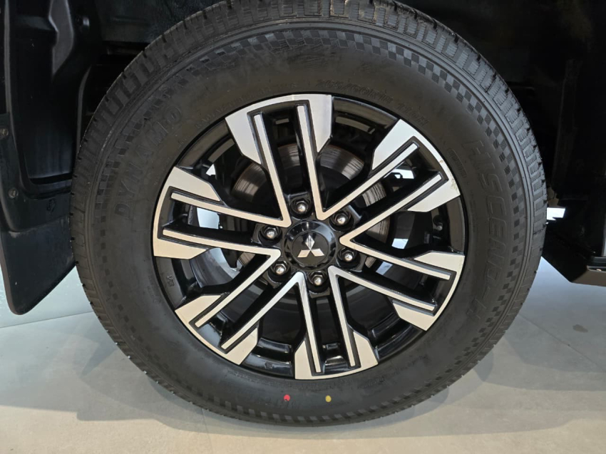 mitsubishi pajero sport 2.4 16v mivec turbo diesel hpe awd automatico 4p 202210