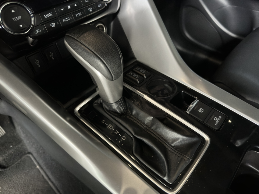 mitsubishi eclipse cross 1.5 mivec turbo gasolina hpe-s cvt 4p automatico 20247