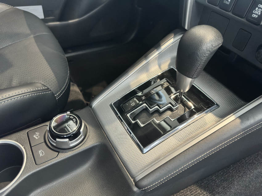 mitsubishi l200 triton 2.4 16v turbo diesel sport hpe-s cd 4p 4x4 automatico 20256