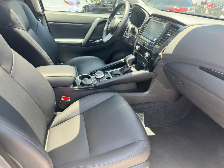 mitsubishi pajero sport 2.4 16v mivec turbo diesel legend awd automatico 4p 20259