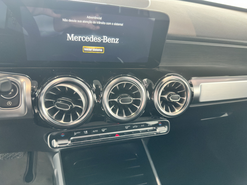 mercedes-benz glb 200 1.3 cgi gasolina progressive 7g-dct 4p automatico 202217