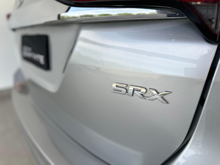 toyota hilux sw4 2.8 d-4d turbo diesel srx 7l 4x4 automatico 4p 202410