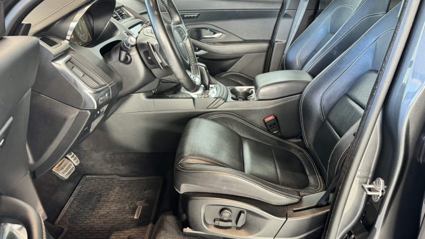 jaguar e-pace 2.0 16v p300 gasolina r-dynamic se awd automatico 4p 20203