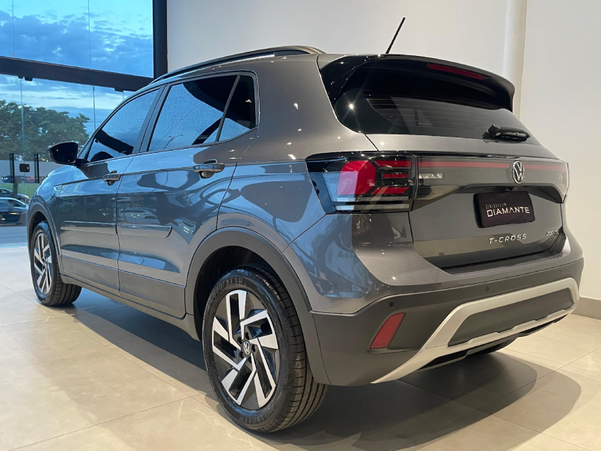 volkswagen t-cross 1.0 200 tsi total flex comfortline automatico 4p 20255