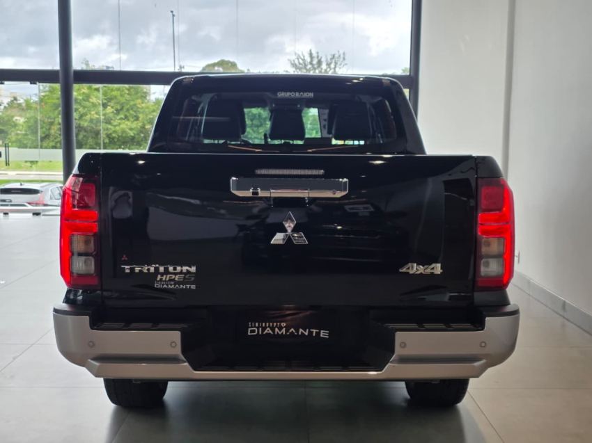 mitsubishi triton 2.4 biturbo diesel cd hpe-s 4x4 automatico 4p 20262
