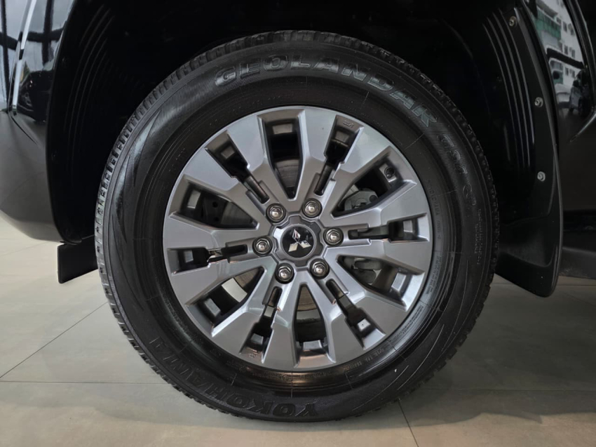 mitsubishi triton 2.4 biturbo diesel cd hpe-s 4x4 automatico 4p 20266