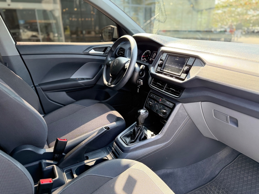 volkswagen t-cross 1.0 200 tsi total flex sense automatico 4p 2024