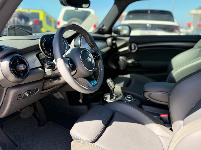 mini cooper se top 2p eletrico 2.0 automatico 2024