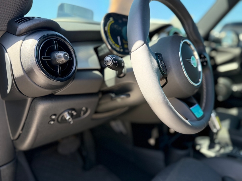 mini cooper se top 2p eletrico 2.0 automatico 2024