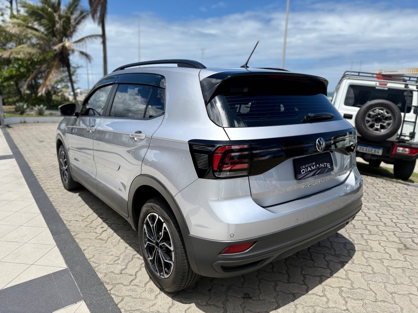 volkswagen t-cross 1.0 200 tsi total flex sense automatico 4p 2024