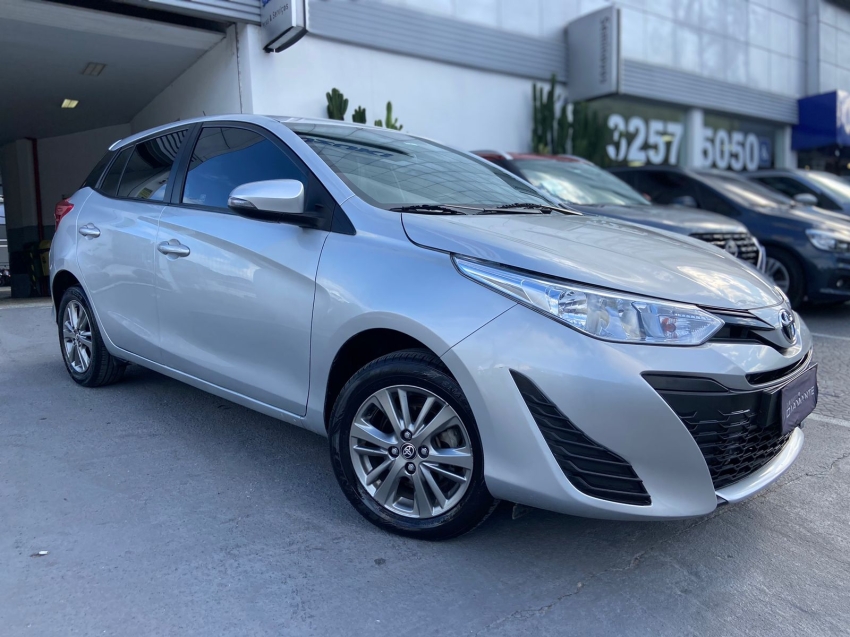 toyota yaris 1.5 16v flex xl plus connect multidrive 4p automatico 2022 toyota yaris 1.5 16v flex xl plus connect multidrive 4p automatico 2022