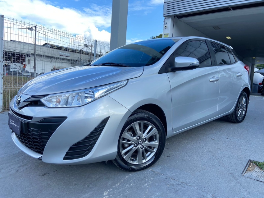 toyota yaris 1.5 16v flex xl plus connect multidrive 4p automatico 2022