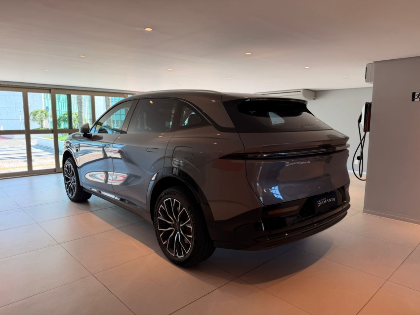zeekr 7x 100 kw eletrico flagship awd 1.0 4p automatico 20263