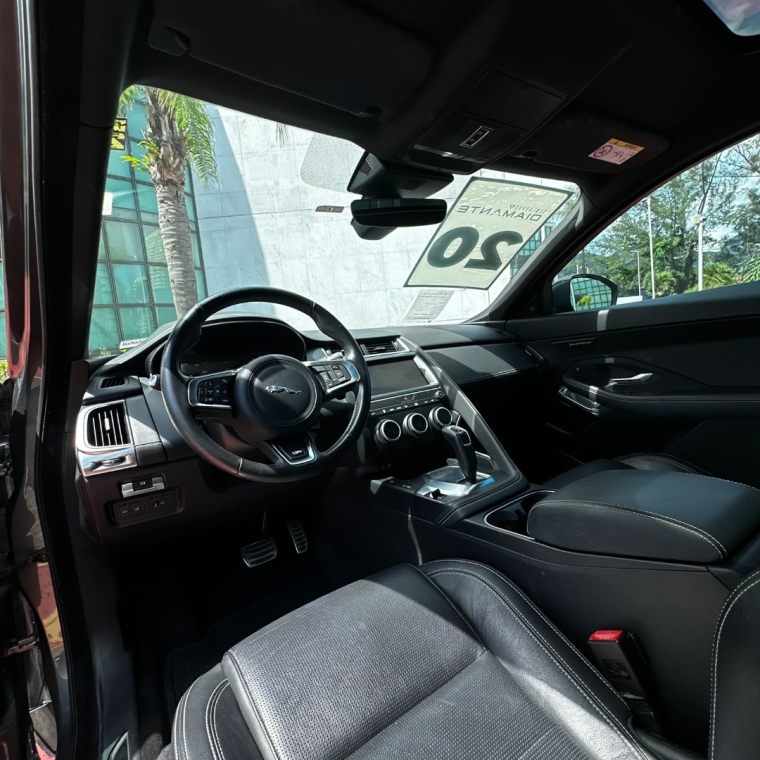 jaguar e-pace 2.0 16v p300 gasolina r-dynamic se awd automatico 4p 20207