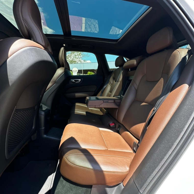 jaguar e-pace 2.0 16v p300 gasolina r-dynamic se awd automatico 4p 20203