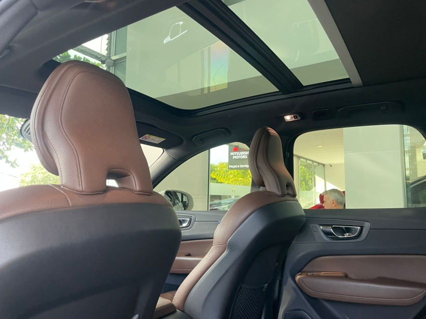 volvo xc60 2.0 t8 hybrid momentum awd geartronic hibrido 4p automatico 202112