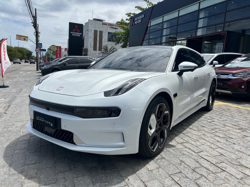 zeekr 001 100 kw eletrico premium awd 4p automatico 2025