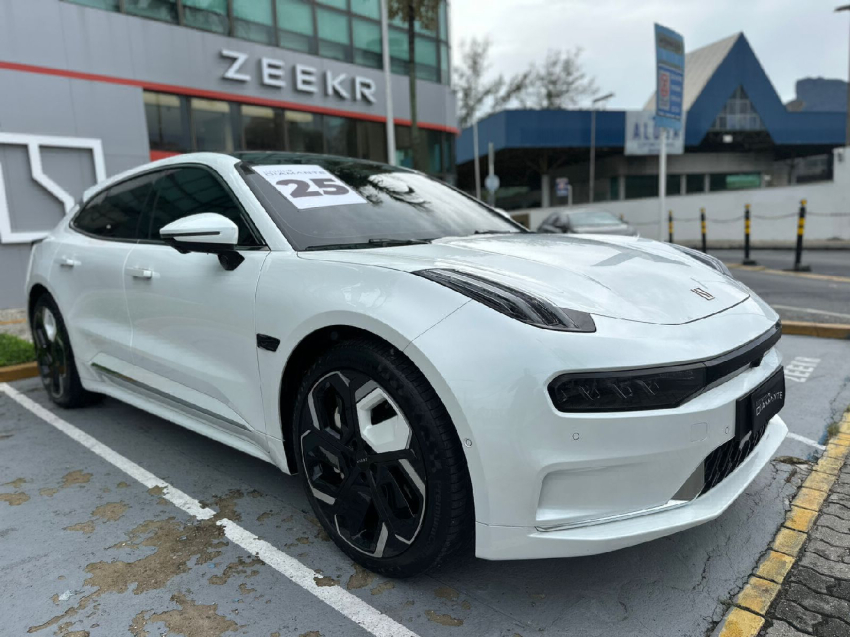 zeekr 001 100 kw eletrico premium awd 4p automatico 20251
