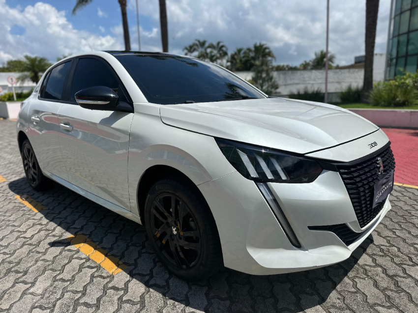 peugeto style 208 1.02