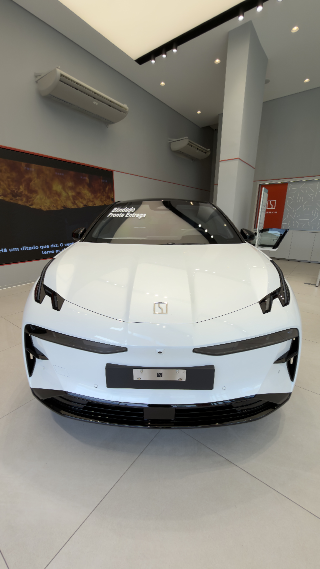 zeekr x 66 kw eletrico flagship awd 4.4 4p automatico 2025
