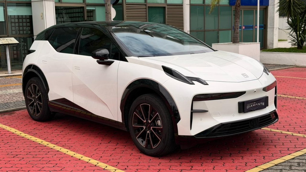 zeekr x 66 kw eletrico premium 2.7 4p automatico 20251