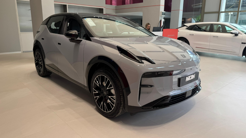 zeekr x 66 kw eletrico flagship awd 4.2 4p automatico 2025