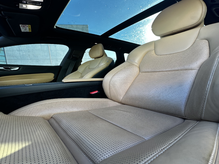 volvo xc60 2.0 t8 recharge ultimate awd geartronic 1.9 hibrido 4p automatico 202312