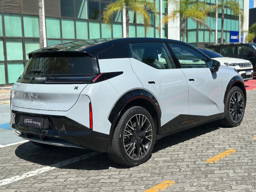 zeekr x 66 kw eletrico flagship awd 4.2 flex 4p automatico 20252