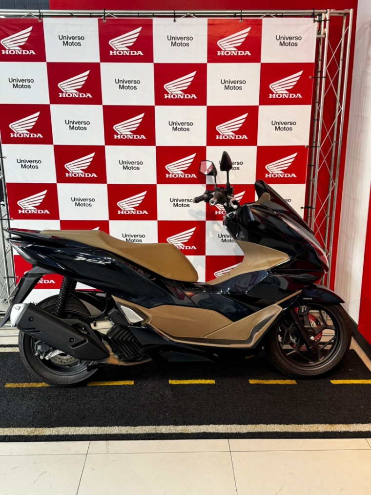 honda pcx dlx 160 gasolina automatico 2025