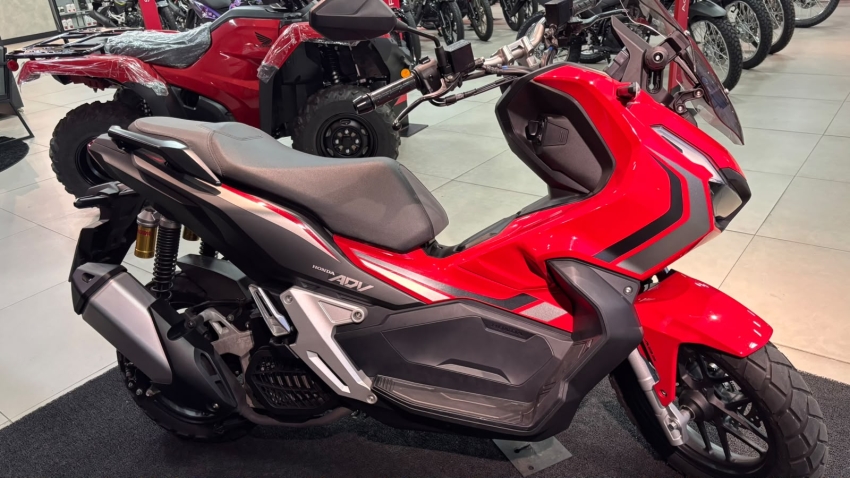 honda adv 150 gasolina 20242