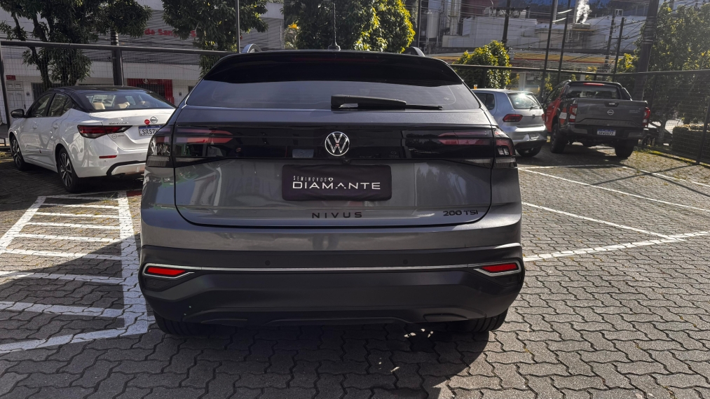 volkswagen nivus 1.0 200 tsi total flex comfortline automatico 4p 2021