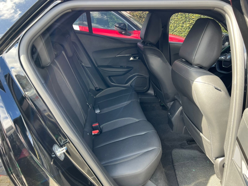 peugeot 2008 1.0 turbo 200 flex allure cvt 4p automatico 2025