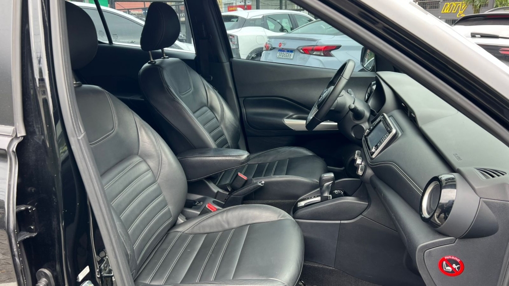 nissan kicks 1.6 16v flexstart sv 4p xtronic flex 5p automatico 2018