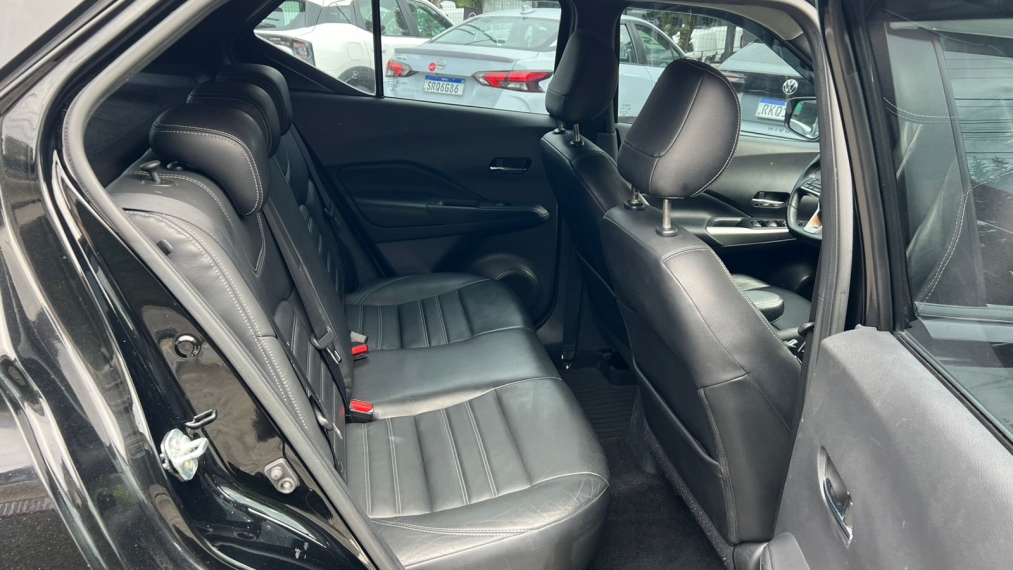 nissan kicks 1.6 16v flexstart sv 4p xtronic flex 5p automatico 2018
