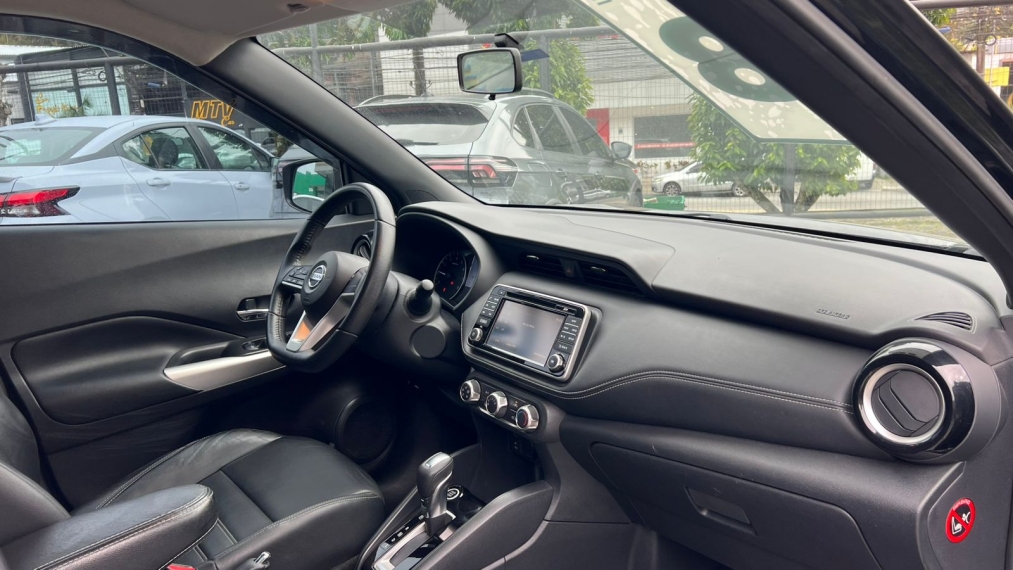 nissan kicks 1.6 16v flexstart sv 4p xtronic flex 5p automatico 2018