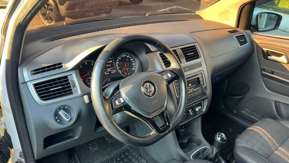 volkswagen fox 1.6 msi comfortline 8v flex 4p manual 5p 2016