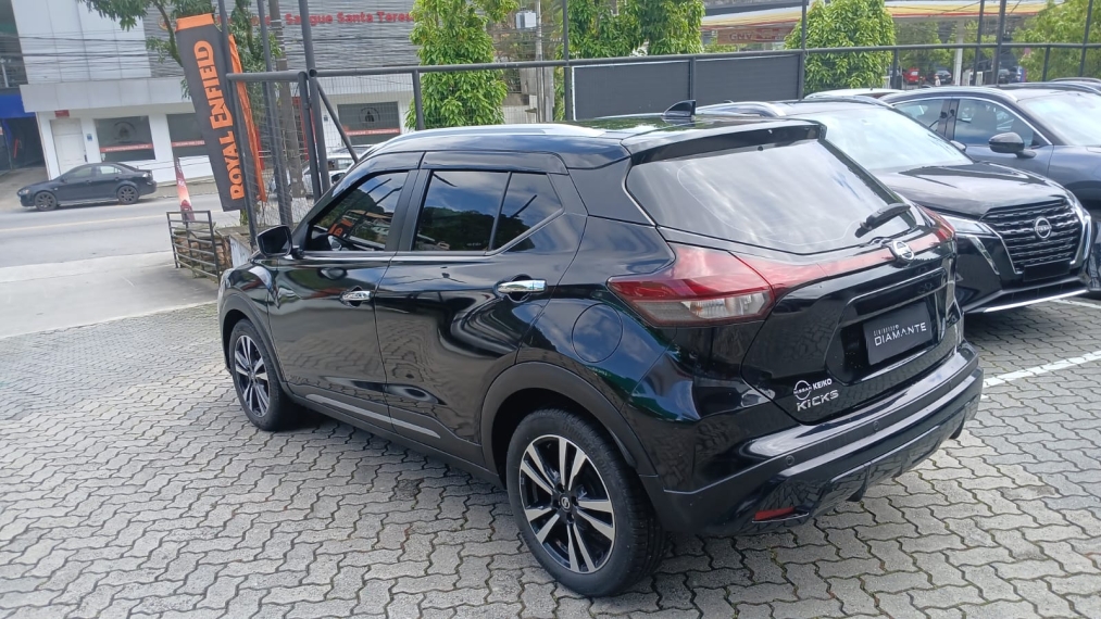 nissan kicks 1.6 16v flexstart exclusive xtronic flex 4p automatico 20223