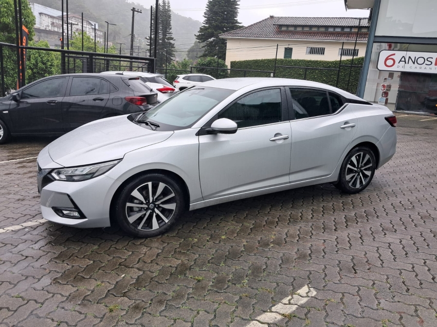 nissan sentra 2.0 16v gasolina advance xtronic 5p automatico 202410