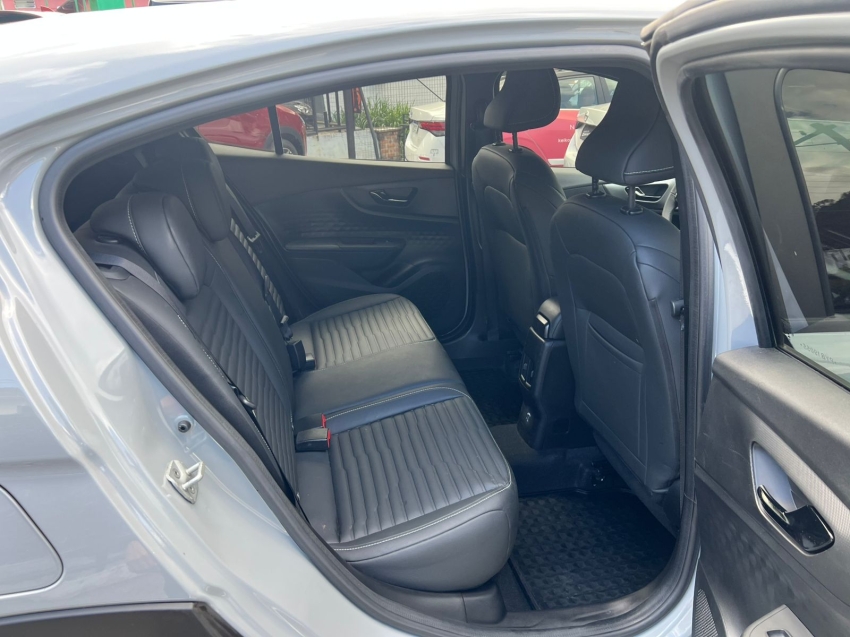 fiat fastback 1.3 turbo 270 flex limited edition at6 5p automatico 202314