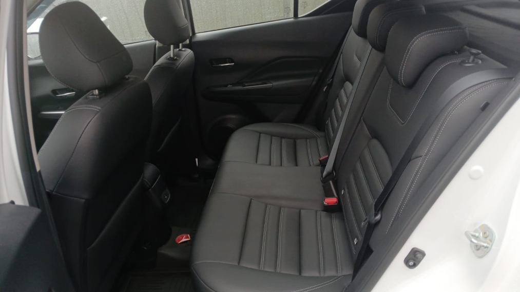 nissan kicks play 1.6 16v flexstart advance plus xtronic flex 4p automatico 202513