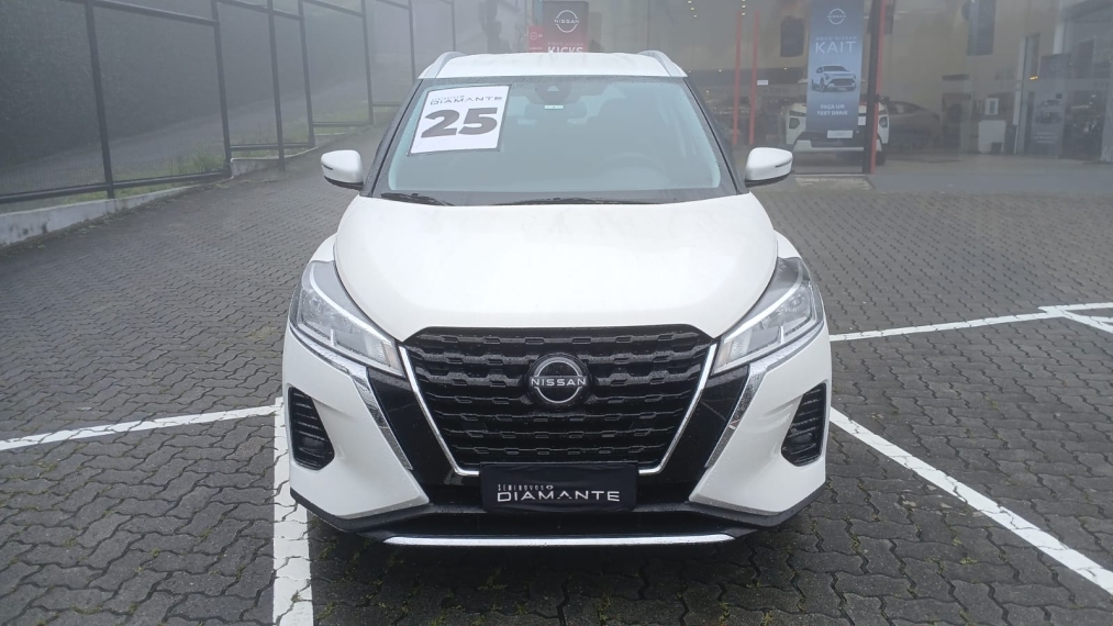 nissan kicks play 1.6 16v flexstart advance plus xtronic flex 4p automatico 2025