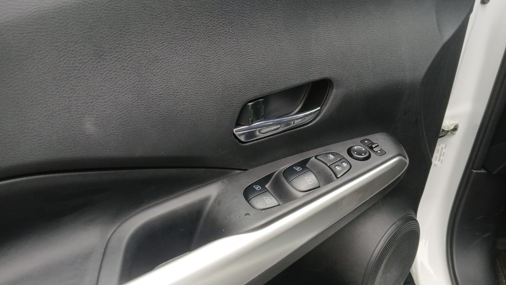 nissan kicks play 1.6 16v flexstart advance plus xtronic flex 4p automatico 202516