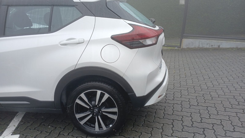 nissan kicks play 1.6 16v flexstart advance plus xtronic flex 4p automatico 202511