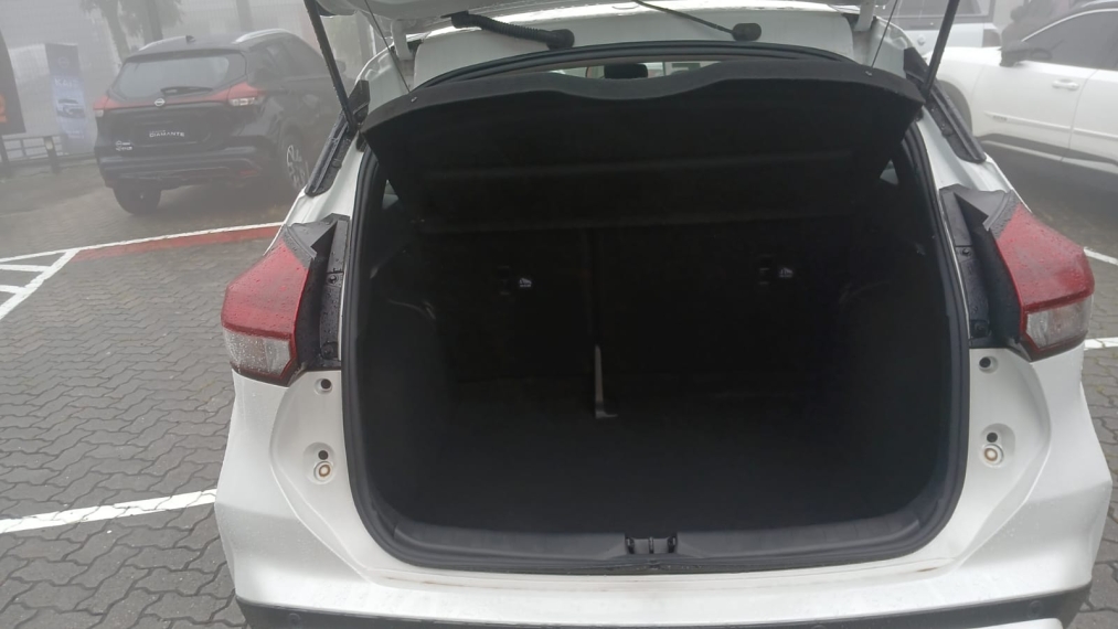 nissan kicks play 1.6 16v flexstart advance plus xtronic flex 4p automatico 20258