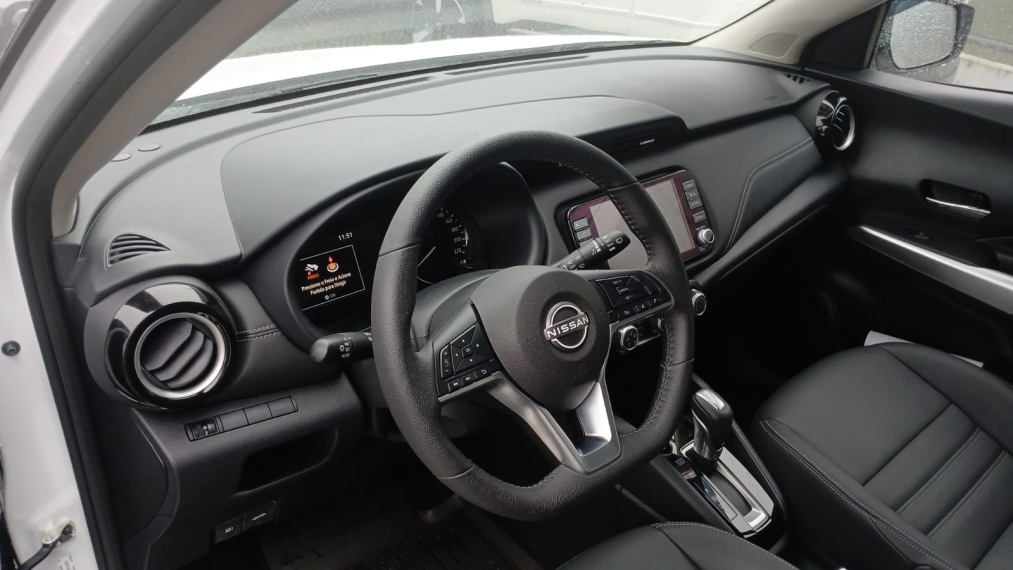 nissan kicks play 1.6 16v flexstart advance plus xtronic flex 4p automatico 202519